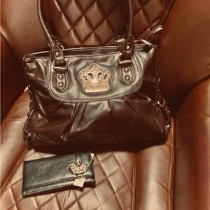 Wallet ✅Set: Elegant Women's Shoulder Bag with Crown Detail & Wallet to Match